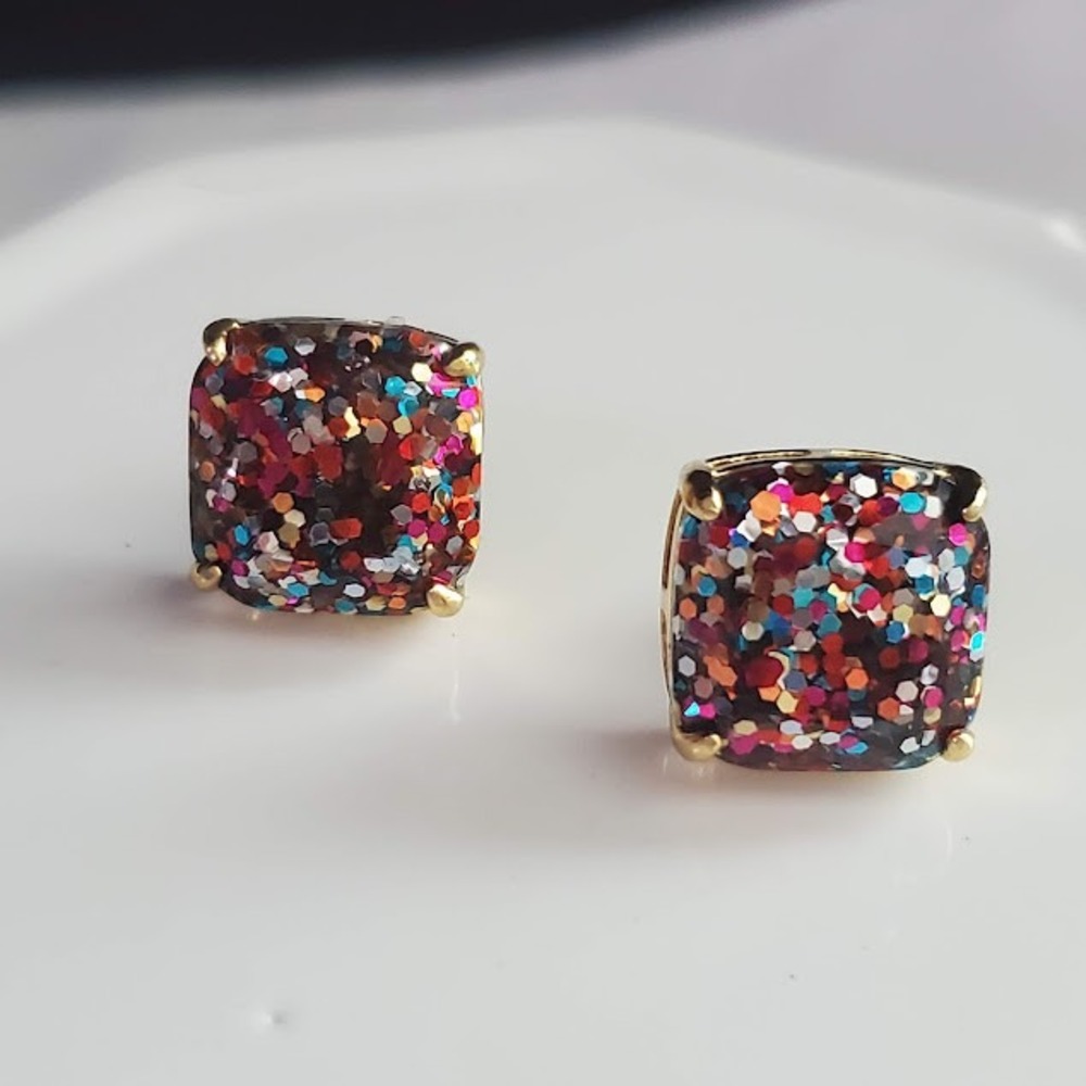 Kate Spade New York Large Gumdrop Stud Earrings Multi Glitter WBRU9356 Gold Tone - Picture 2 of 8